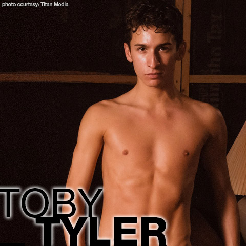 Toby Tyler Titan Men American Gay Porn Star Gay Porn 110724 gayporn star Gay Porn Performer