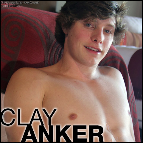 Clay Anker American Exhibitionist Gay Porn GayHoopla Amateur Gay Porn 132389 gayporn star