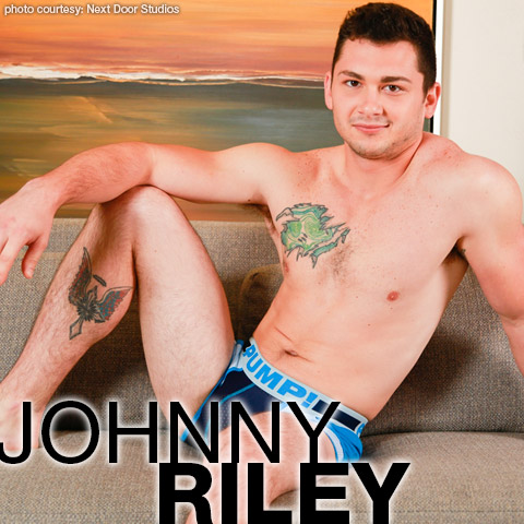 Johnny Riley Next Door Studios Uncut American Gay Porn Star Gay Porn 132944 gayporn star