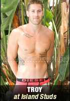 Hung Uncut College Jock Troy Busts A Big Nut Underwater In Hawaii At Island Studs