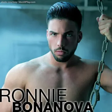 Ronnie Bonanova Men At Play European Gay Porn Hunk