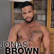 Jonas Brown Handsome Venezuelan Kristen Bjorn Gay Porn Star Gay Porn 136787 gayporn star